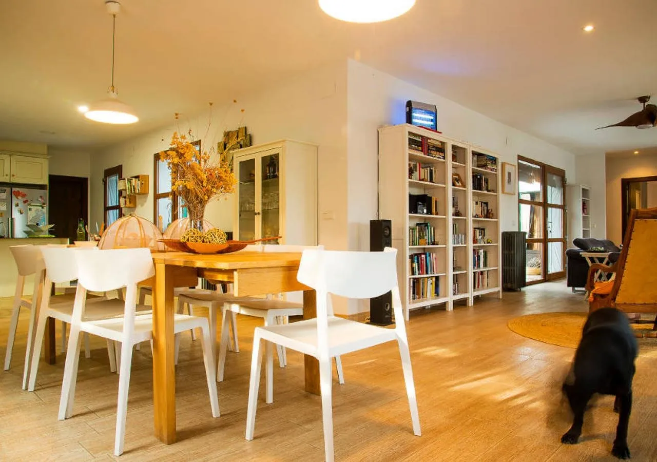 masia aitona salon biblioteca-3750